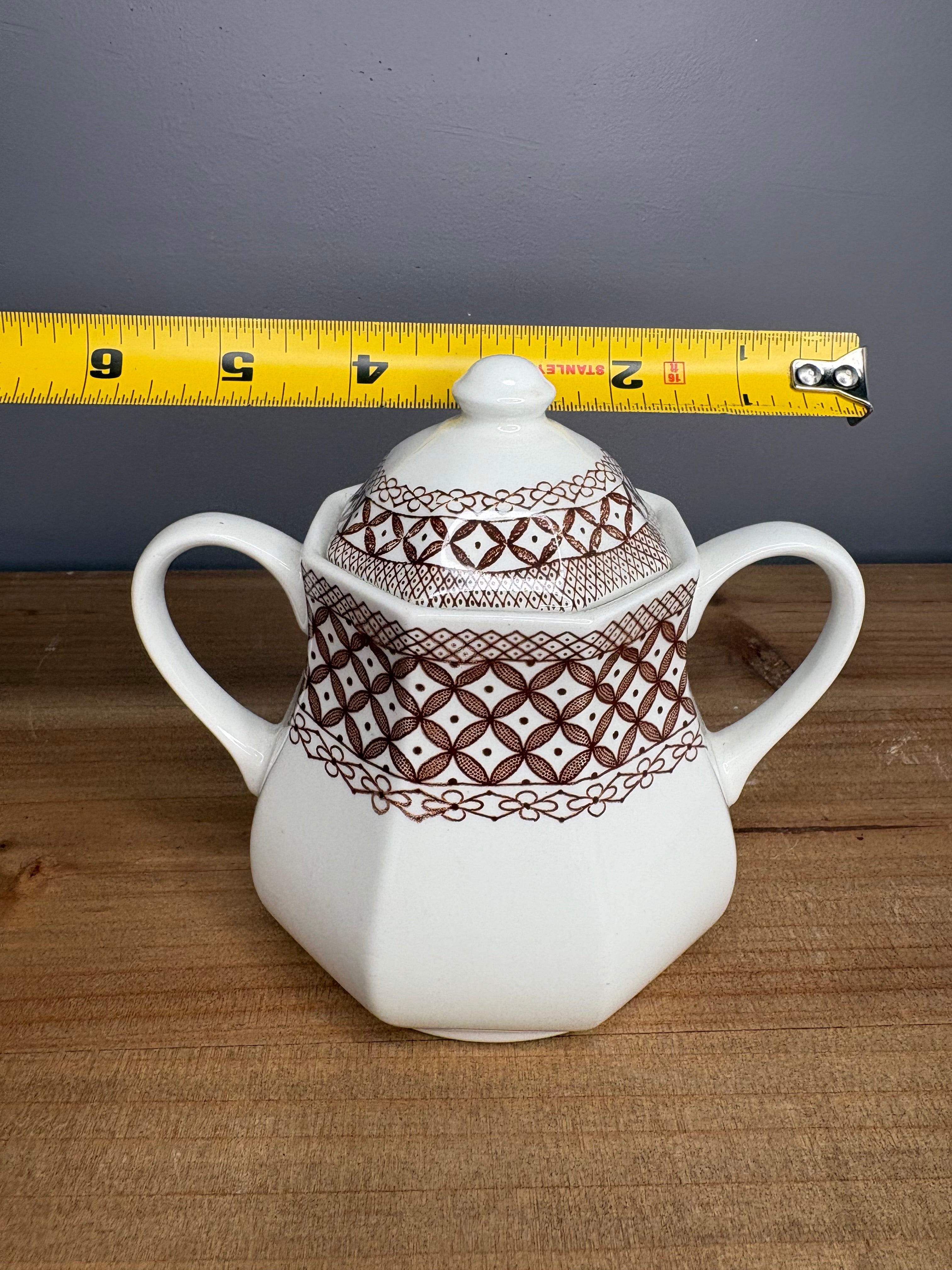 Vintage J&G Meakin Royal Staffordshire Wicker Ironstone Sugar Bowl with Lid – England
