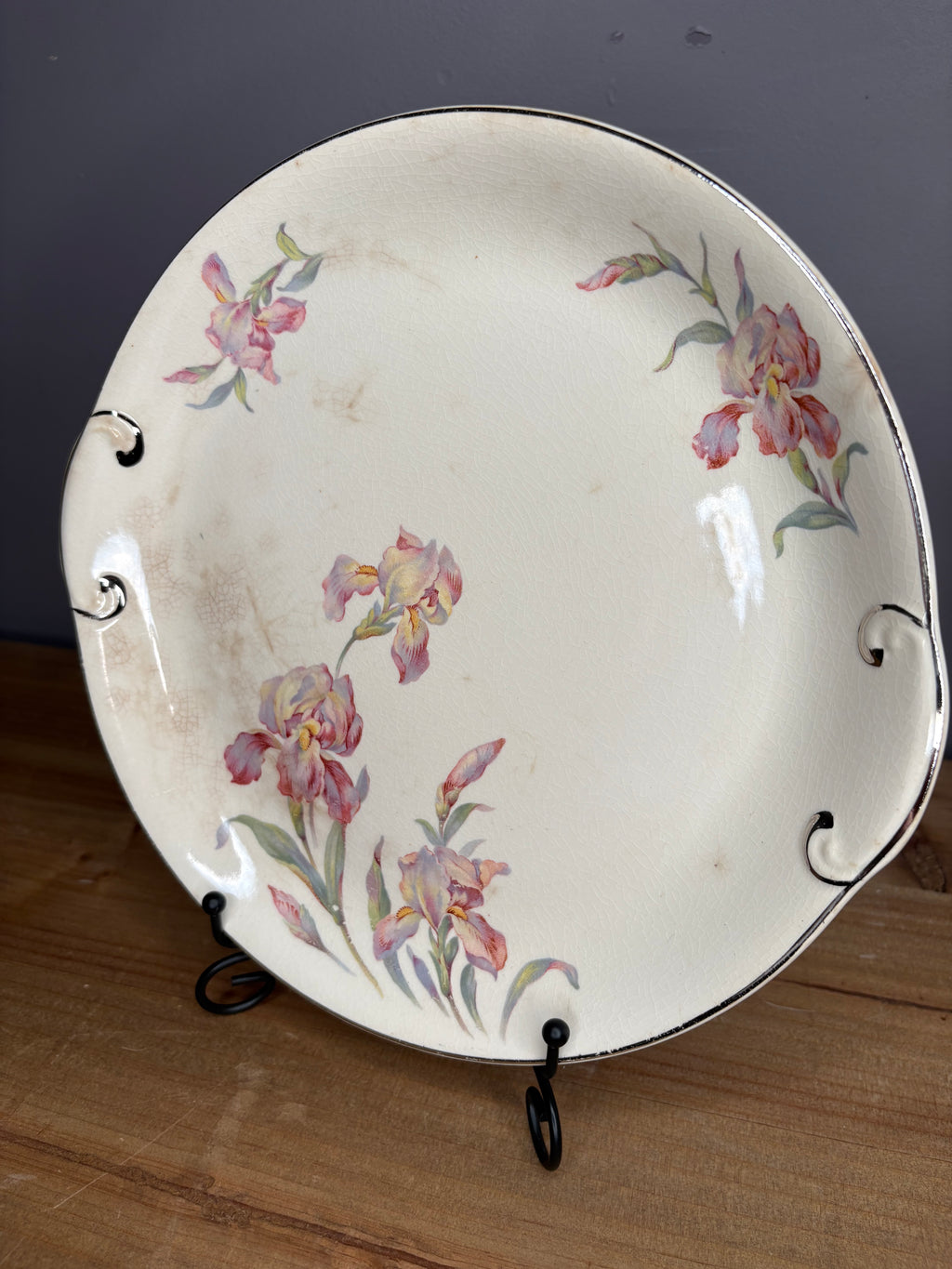 Vintage Stained & Crazed Universal Cambridge Camwood Ivory Iris Floral Serving Platter – USA