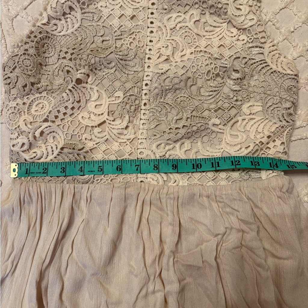 Francesca's Collections Cream Lace Detail Short Dress